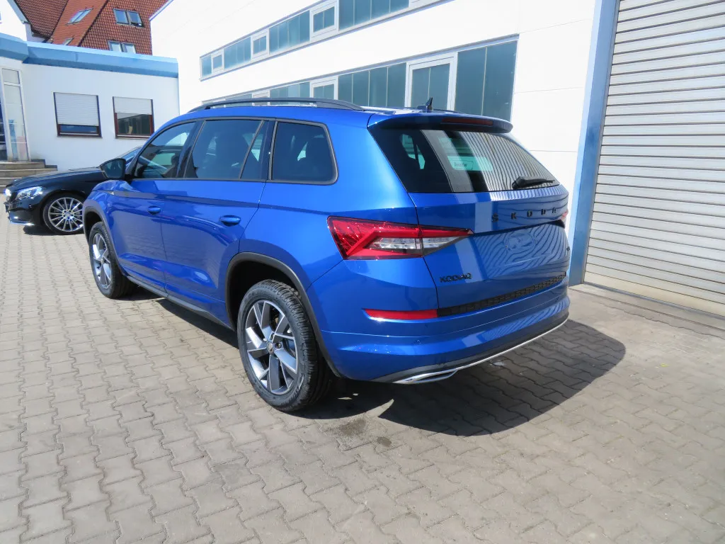 Skoda Kodiaq 2.0 TDI DSG 4X4 SPORTLINE*NAVI*ACC*PANO* Image 5